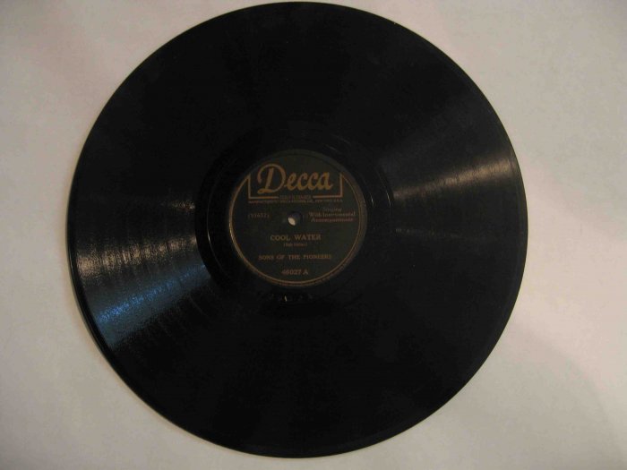 Sons of the Pioneers 78 rpm record, "Cool Water" / "Tumbling Tumbleweeds" (Decca)
