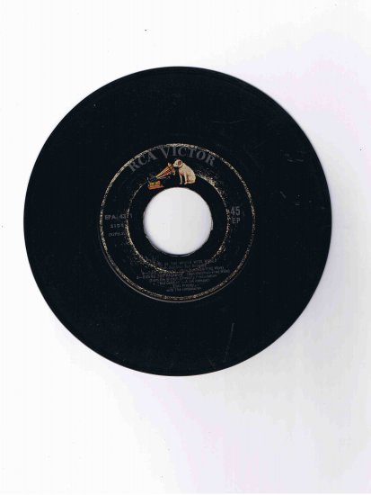 Elvis Presley 45 rpm EP, six songs from "Kid Galahad"
