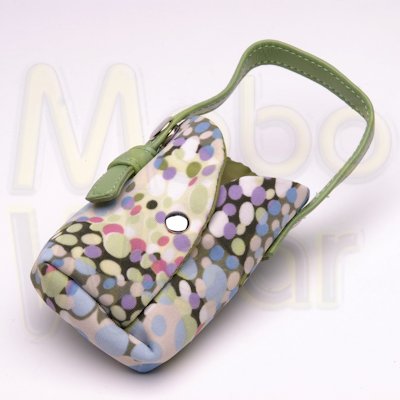 Green Universal Cell Phone/PDA/Bluetooth/MP3 Pouch Mini Purse Carrying Case
