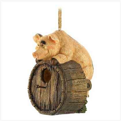 Perky Piglet Birdhouse