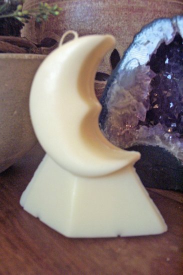 Statue Candles-Moon
