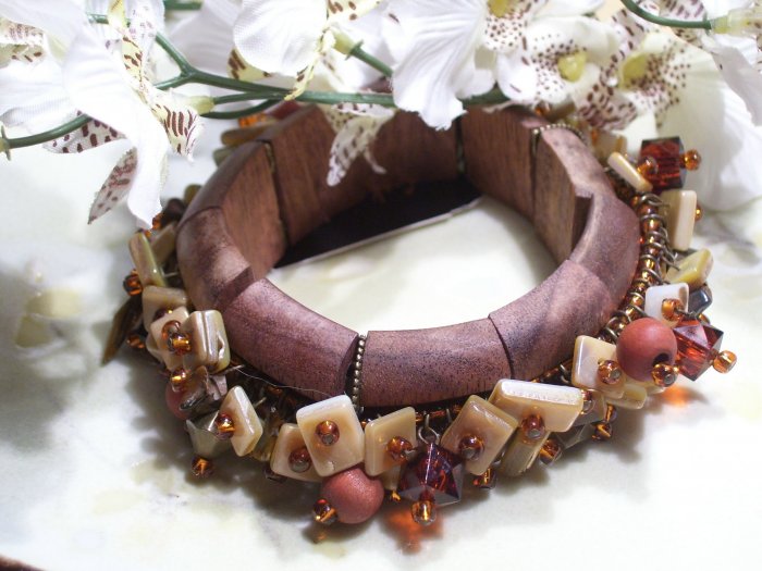 Wooden mixed orange beaded bracelet-25324