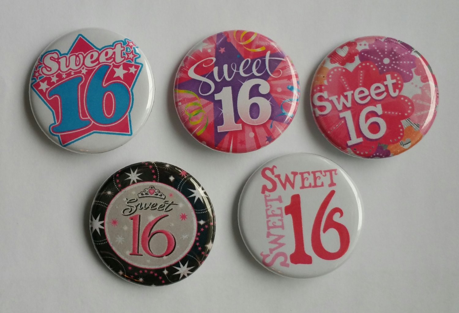 Lot of 5 1.25" Pinback Buttons Badges Sweet 16 (1¼" Pins Approx. 32mm)