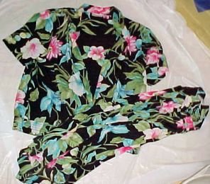 Alfred Dunner 2 PC Skirt Blouse with Faux Shell in Hawaiian Style - Size: 20WP