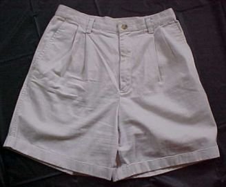 Eddie Bauer Classic Fit Womens Khaki Shorts - Size10