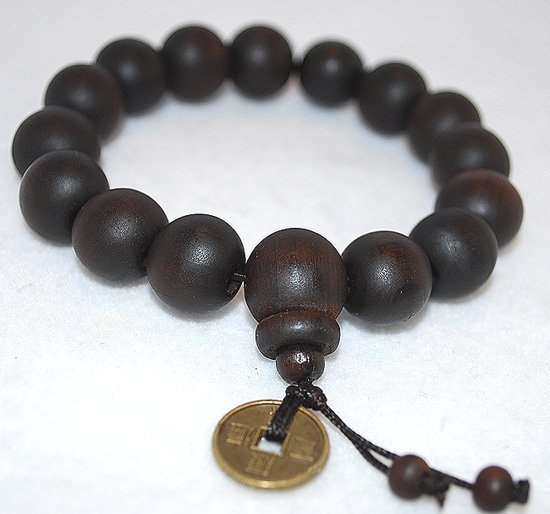 Luck Coin Wood Mala 12mm