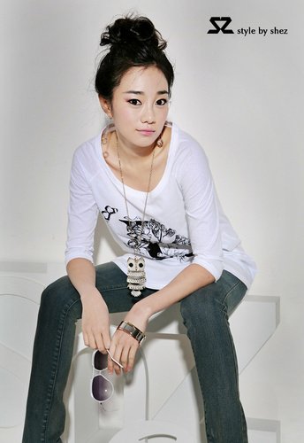 T1392 white long tee