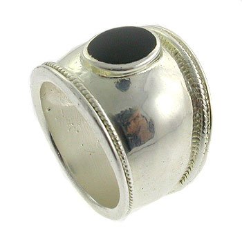 Genuine Black Onyx With 925 Sterling Silver Ring size 6
