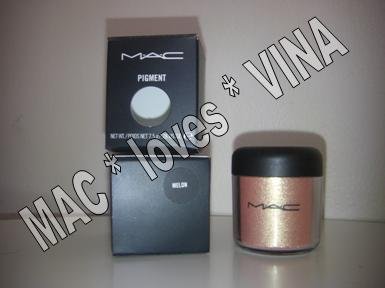 MAC Pigment * MELON * 1/2 sample - $ave Pigments