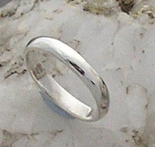 Silver wedding band men's ring, size 12, 4mm