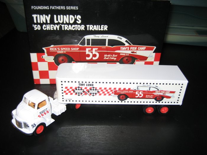 1950 Tiny Lund #55 ERTL Founding Fathers DieCast Transporter