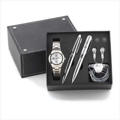 # 36469 Man's Gift Box With Pen Radio