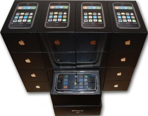 Apple iPhone 16GB FULLY UNLOCKED *Ver.1.1.4* *Any GSM*