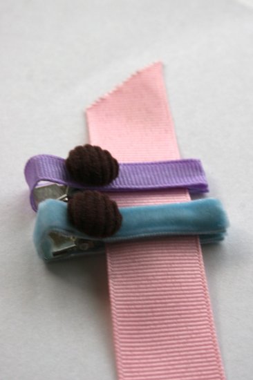 Set of two vintage velvet alligator clips