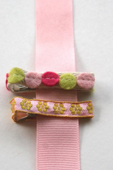 Set of two vintage alligator hair clips