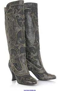 ANNA SUI BUTTERFLY BOOTS,SIZE IT39,$750,New in box,Don't missI