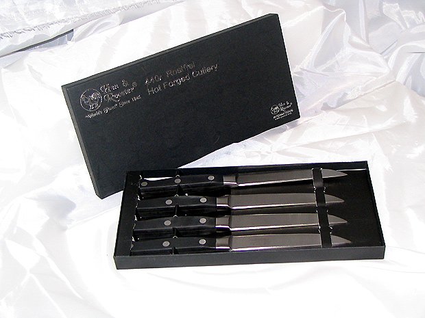 Hen & Rooster 4 piece hot forged cutlery