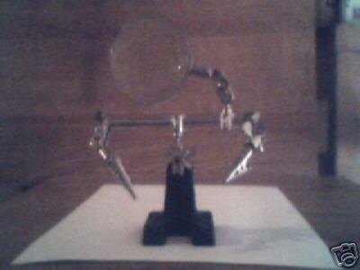 2-1/2" Magnifying Glass with helping hand - 2 x - best selling in market