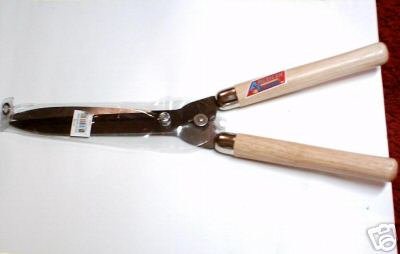 20" x 8" HEDGE SHEARS with wood handle