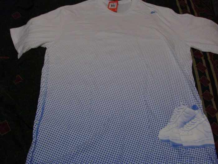 NWT Rare Nike Sneaker Short Sleeve Shirt Size 4X, XXXX