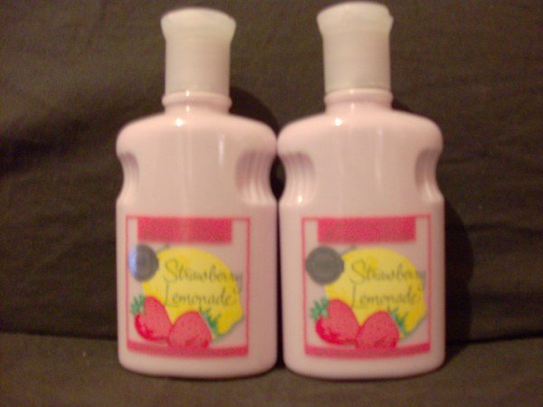 Bath and Body Works Strawberry Lemonade Body Lotion x2