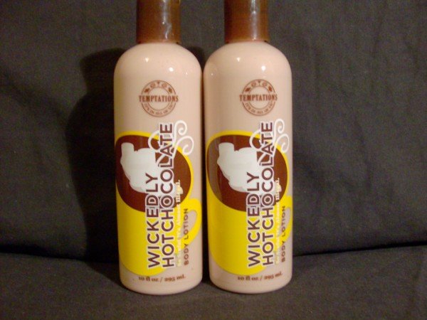 Bath and Body Works Wickedly Hot Choocolate Body Lotion x2