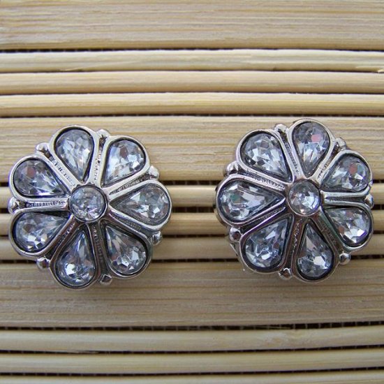 silver and rhinstone flower stud earrings