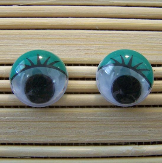 green eyelid wigglie eye stud earrings