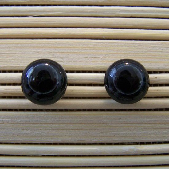 black circles stud earrings