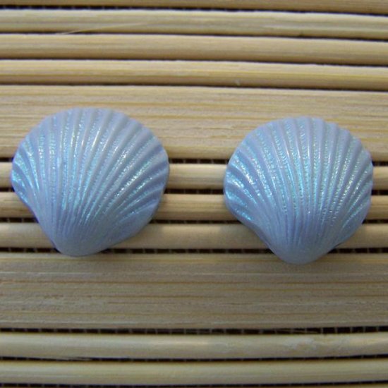 shell shaped blue stud earrings small