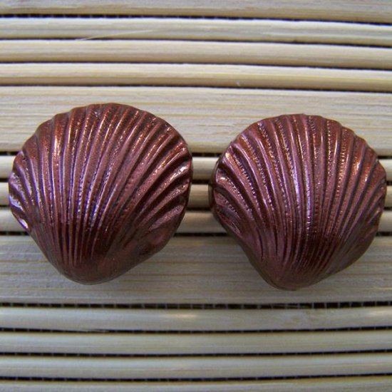 shell shaped chocolate stud earrings large