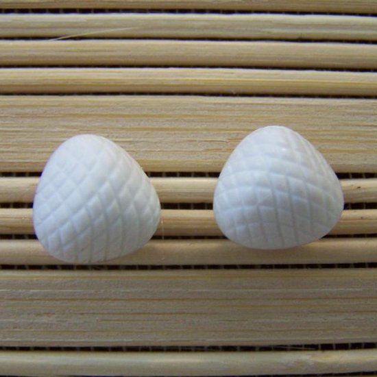 white pyramid stud earrings