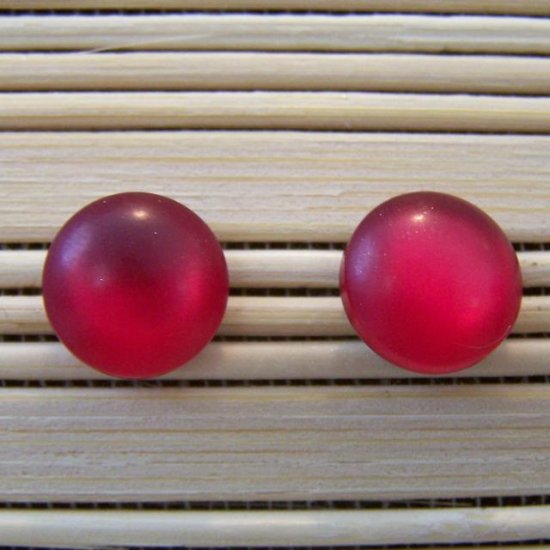 bright raspberry frosty stud earrings