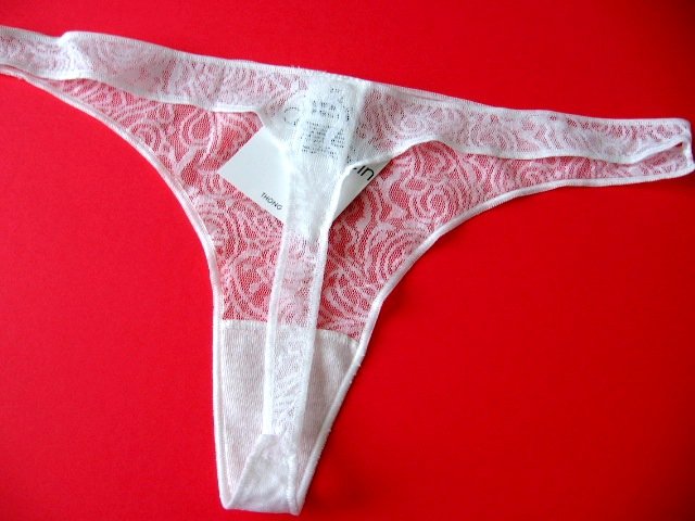 A0124 Calvin Klein White Tattoo Lace Thong D3094, SMALL