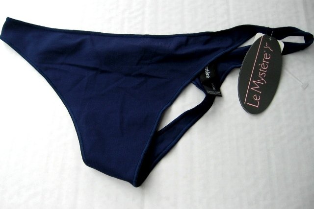 6U0203 Le Mystere MIDNIGHT MICROFIBER THONG LY8355, M