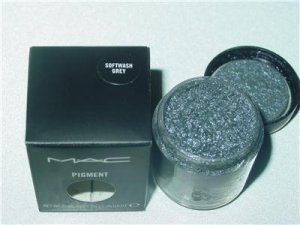 Mac Pigment SOFT WASH GREY 1/4 TSP SAMPLE SZ