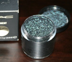 MAC PIGMENT WOW DEEP BLUE GREEN HOT~~~ SAMPLE SZ