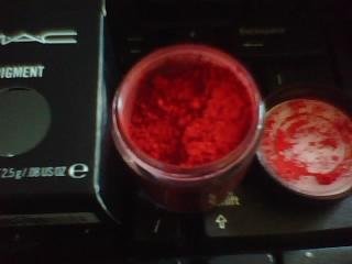 mac pro pigment rare BASIC RED sample sz