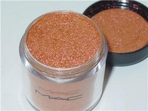 mac pigment PINK BRONZE W0W IN SAMPLE SZ~~~~