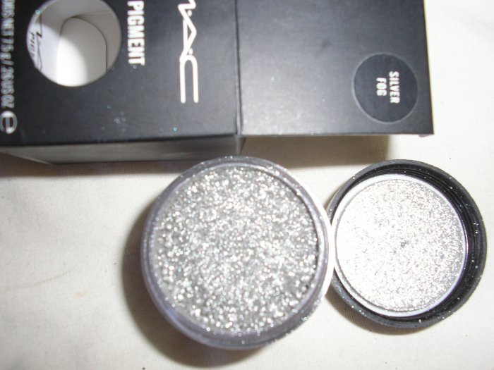 MAC PIGMENT SIVER FOG SAMPLE SZ