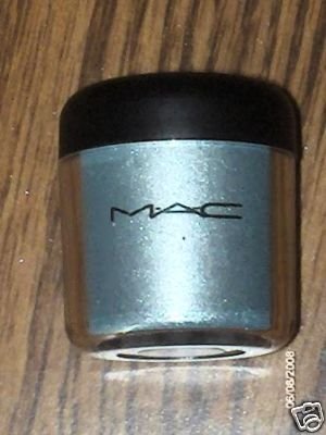 mac pigment AZREAL BLUE sample