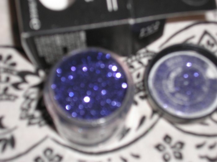 mac glitter brillants PURPLE sample sz w0w l00k