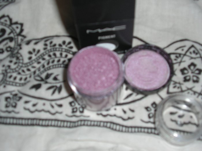 Mac Pigment LOVELY LILY NEW HOT sample sz