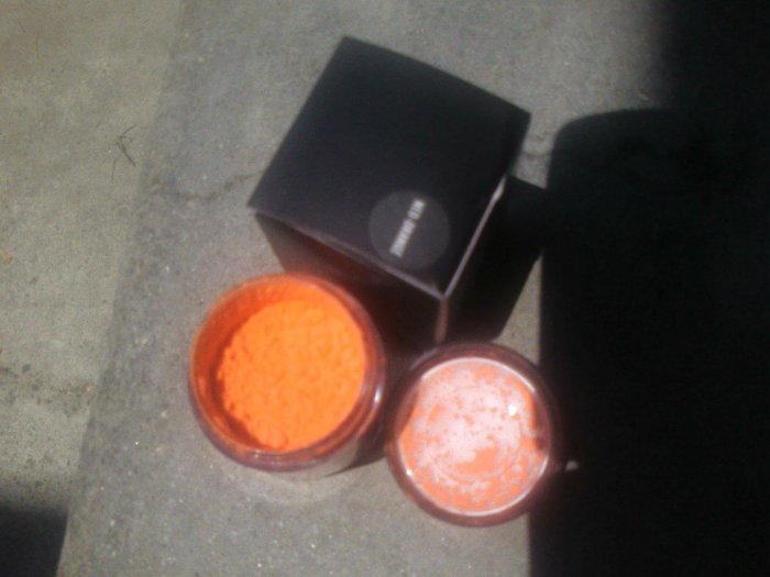 mac pro pigment NEO-ORANGE new neon colours sample sz