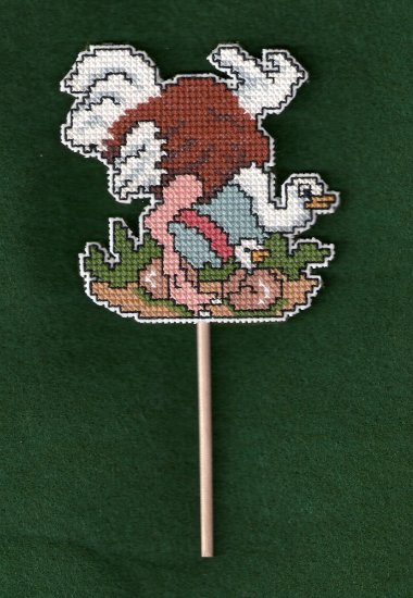 'OSTRICH' Plant Poke-Completed, Plastic Canvas X Stitch