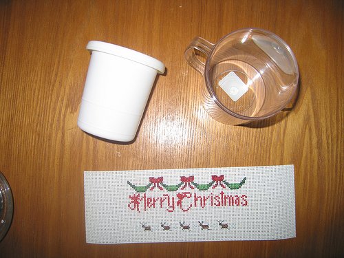 MERRY CHRISTMAS' Completed Stitch-A-Mug Cross Stitch