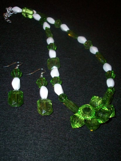 Green & White Set