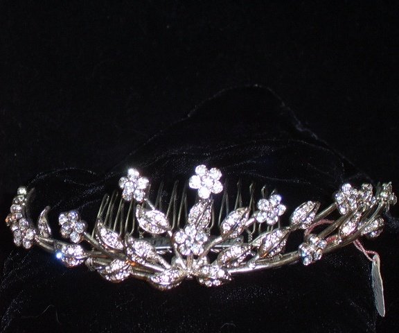 Felicity's Flower & Leaf Tiara Comb by Nelson D'Leon
