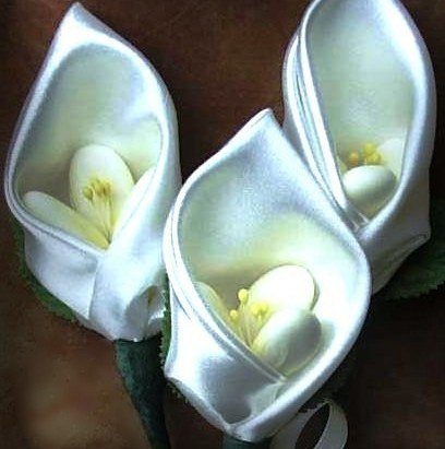 One Dozen Satin Calla Lily Italian Confetti Flower