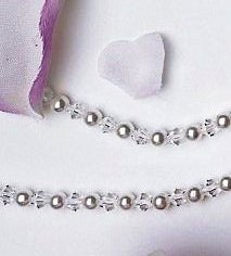 Graceful Lily Single Strand Pearl and Crystal Bracelet